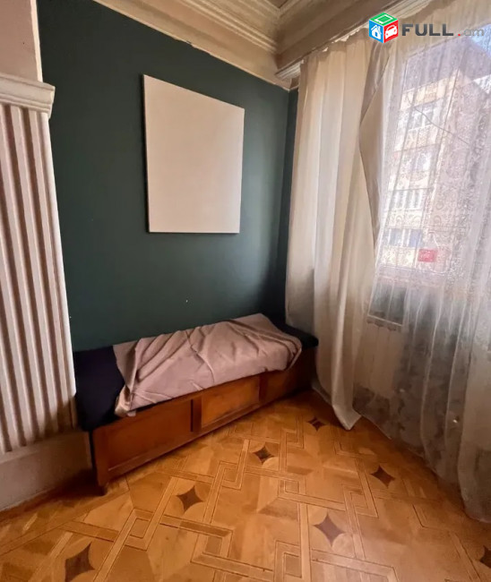 Վարձով է տրվում 1-ին գիծ լուսավոր բնակարան։ For rent կոդ B1624