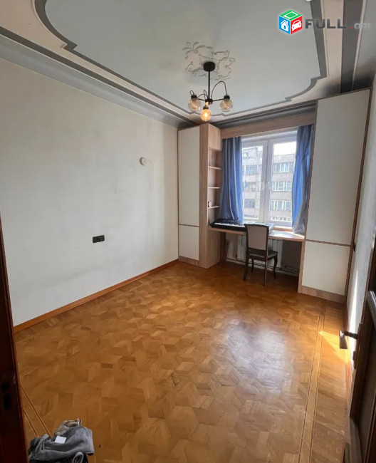 Վարձով է տրվում 1-ին գիծ լուսավոր բնակարան։ For rent կոդ B1624