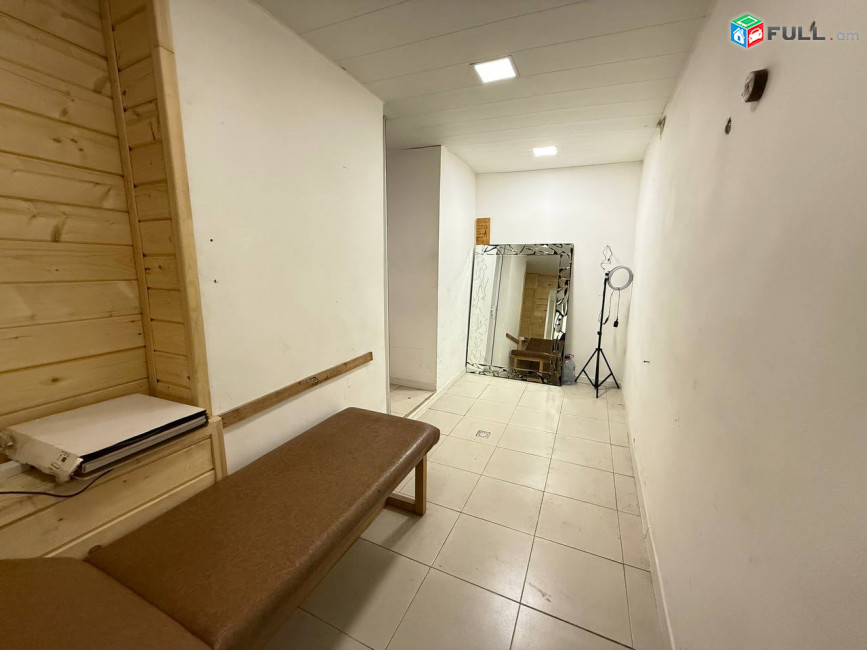 Վարձով 1-ին գիծ կոմերցիոն տարածք։ For rent կոդ G2553