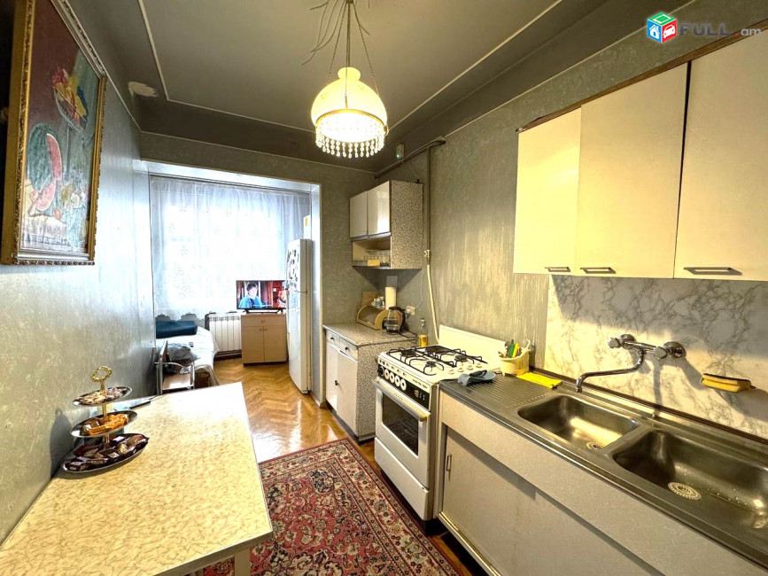 Վաչառվում է 3 սենյականոց բնակարան։ For sale կոդ C1803