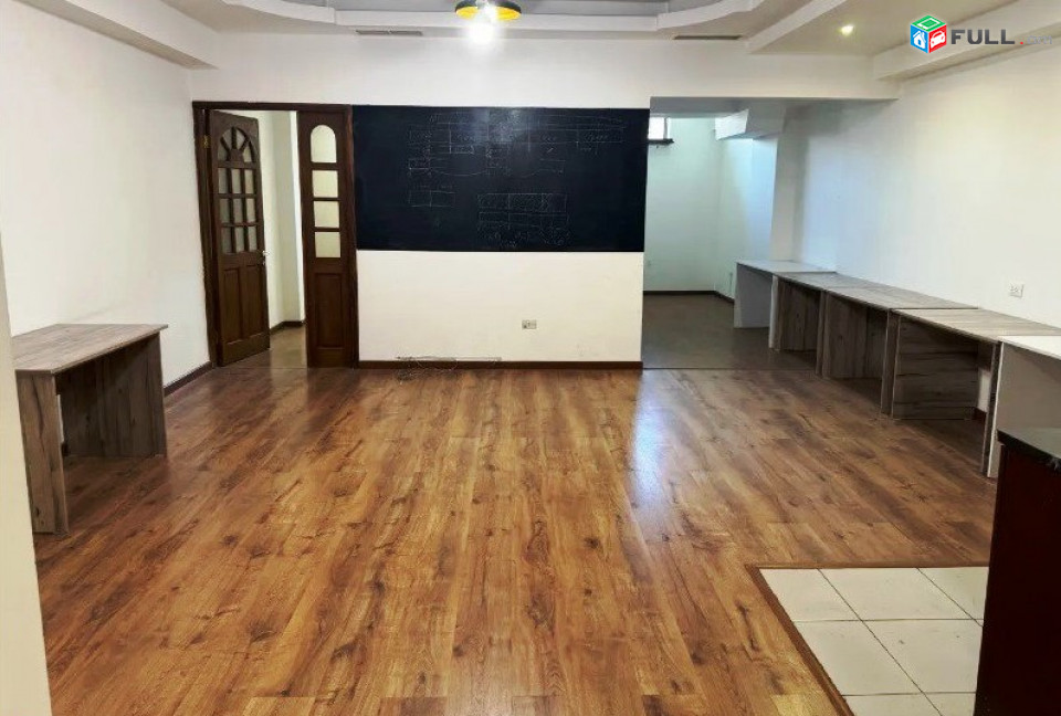 Վարձով 1-ին գիծ կոմերցիոն տարածք։ For rent կոդ G2558