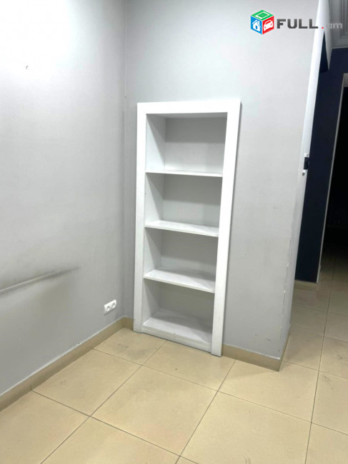 Վարձով 1-ին գիծ կոմերցիոն տարածք։ For rent կոդ G2560