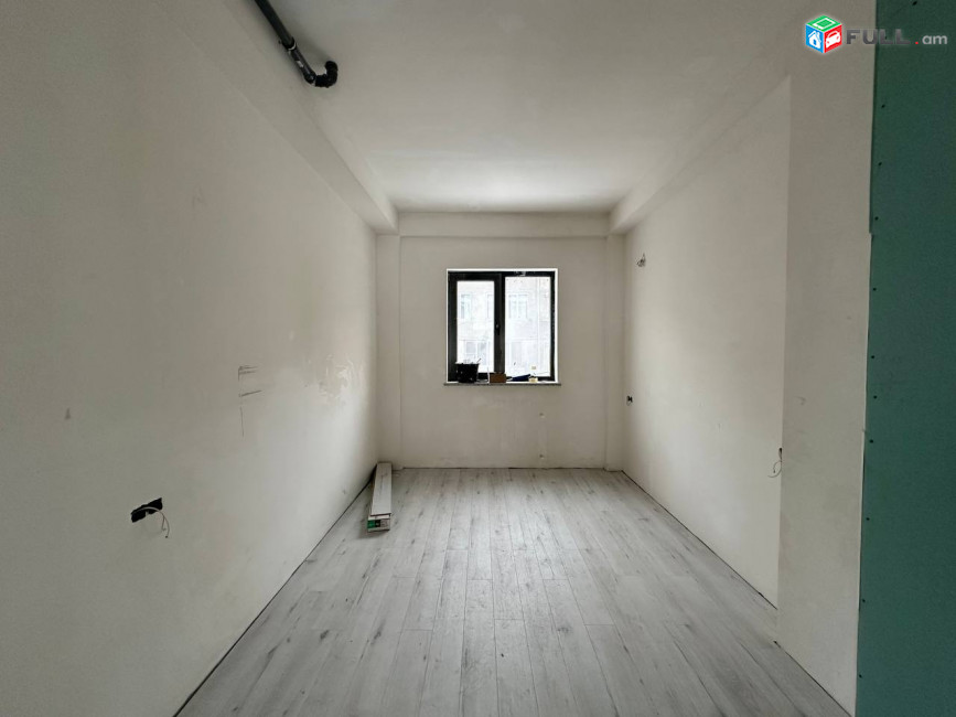 Վարձով Է տրվում կոմերցիոն տարածք։ For rent կոդ G2564