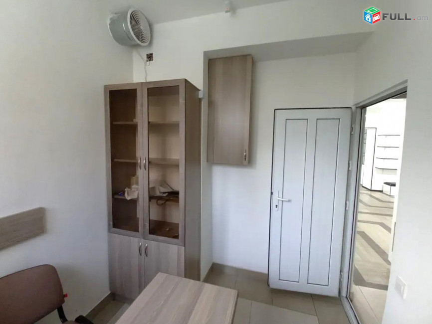Վարձով կոմերցիոն տարածք։ For rent կոդ G2565