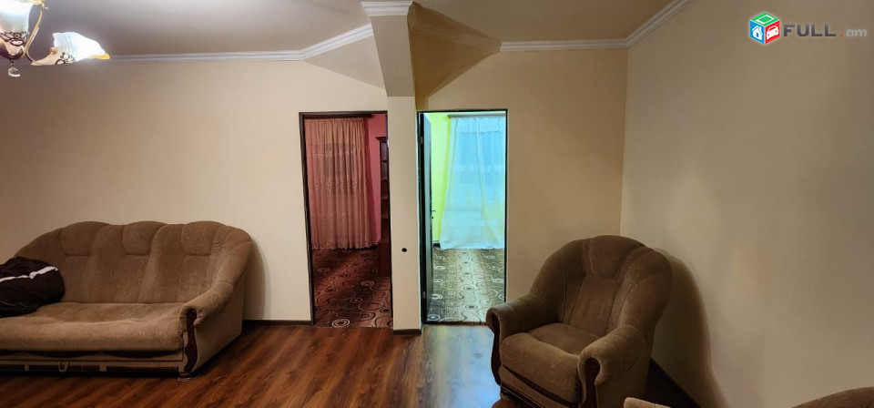Վարձով է տրվում 3 սենյականոց տուն։ For rent կոդ B1625