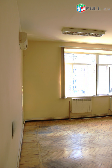 Վարձով գրասենյակային տարածք։ For rent կոդ G2568