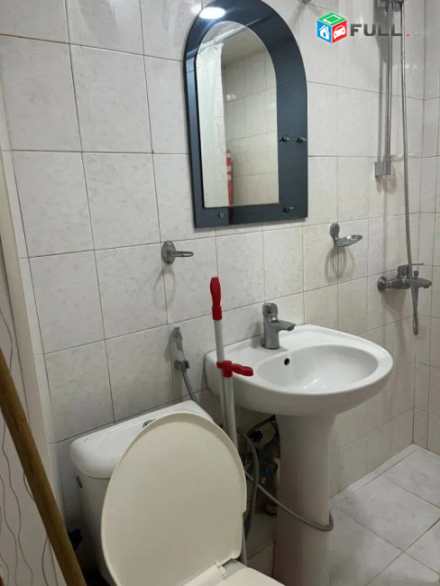 Վարձով 1-ին գիծ, լուսավոր  բնակարան։ For rent կոդ B1627