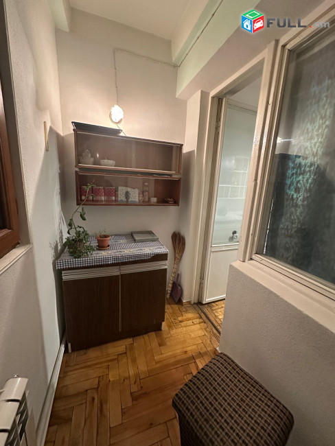 Վաճառվում է լուսավոր բնակարան For sale կոդ C1809