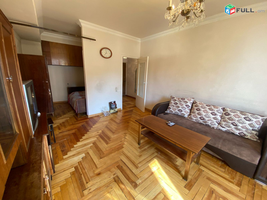Վաճառվում է լուսավոր բնակարան For sale կոդ C1809