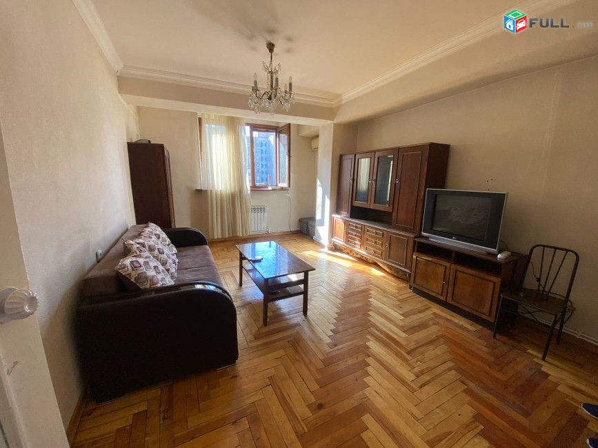 Վաճառվում է լուսավոր բնակարան For sale կոդ C1809