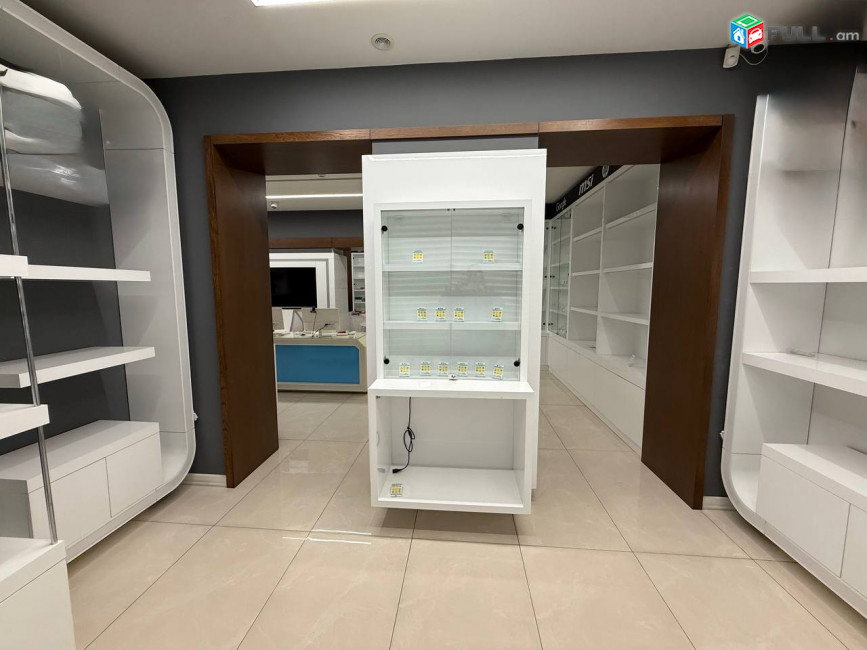 Վարձով է տրվում 1-ին գիծ կոմերցիոն տարածք։ For rent կոդ G2574
