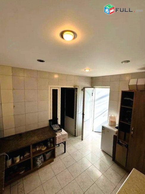 Վարձով կոմերցիոն տարածք։ For rent կոդ G2578