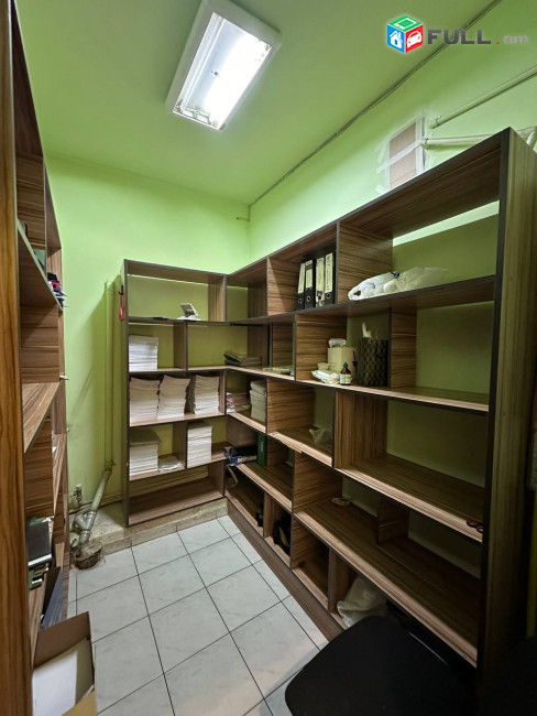 Վարձով կոմերցիոն տարածք։ For rent կոդ G2580