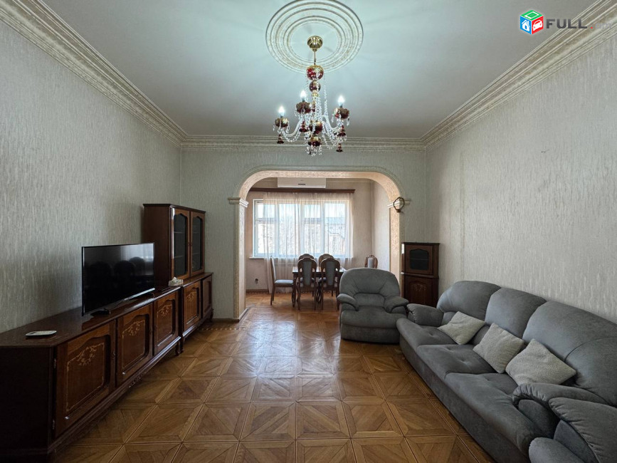 Վարձով 3 սենյականոց բնակարան։ For rent կոդ B1636