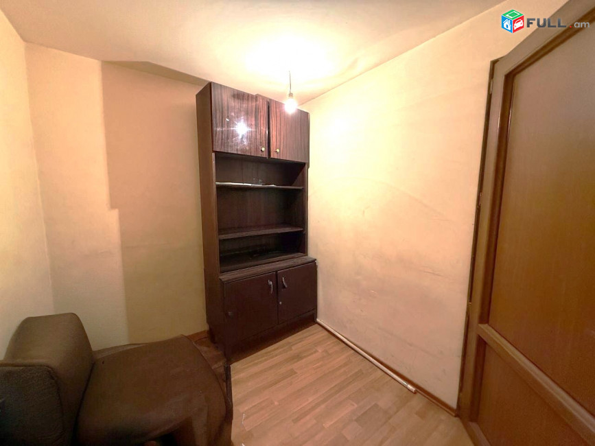 Վարձով է տրվում 1-ին գիծ կոմերցիոն տարածք։ For rent կոդ G