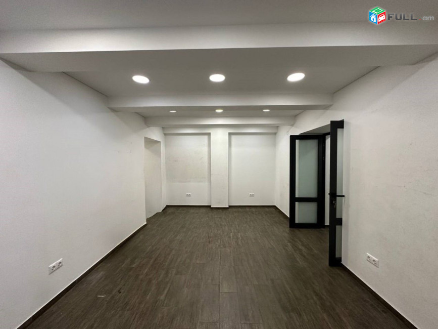 Վարձով 1-ին գիծ կոմերցիոն տարածք։ For rent կոդ G2268