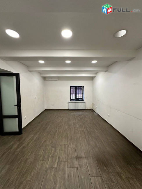 Վարձով 1-ին գիծ կոմերցիոն տարածք։ For rent կոդ G2268