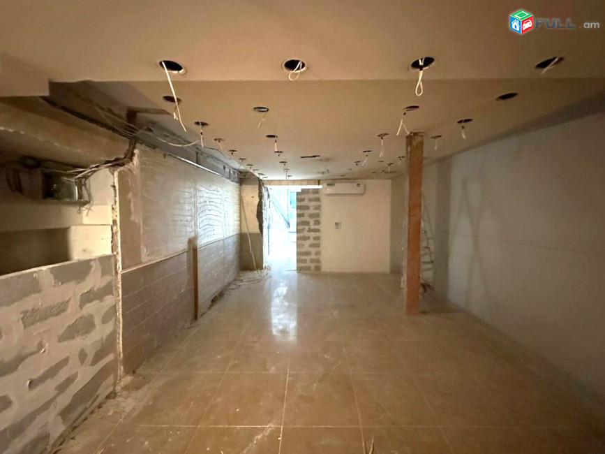 Վարձով է տրվում 1-ին գիծ կոմերցիոն տարածք։ For rent կոդ G2588
