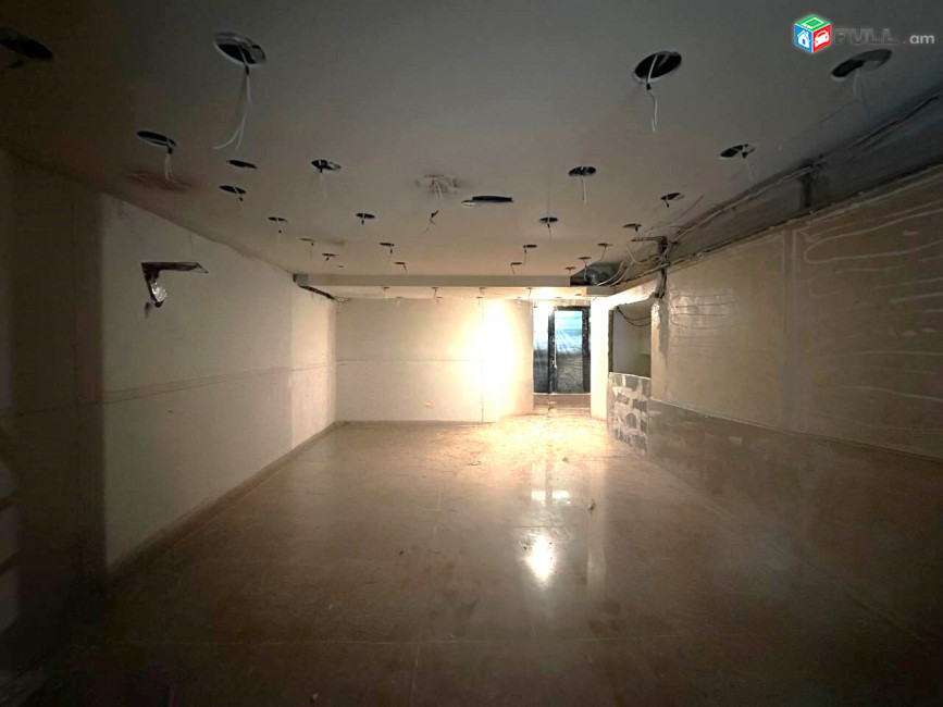 Վարձով է տրվում 1-ին գիծ կոմերցիոն տարածք։ For rent կոդ G2588