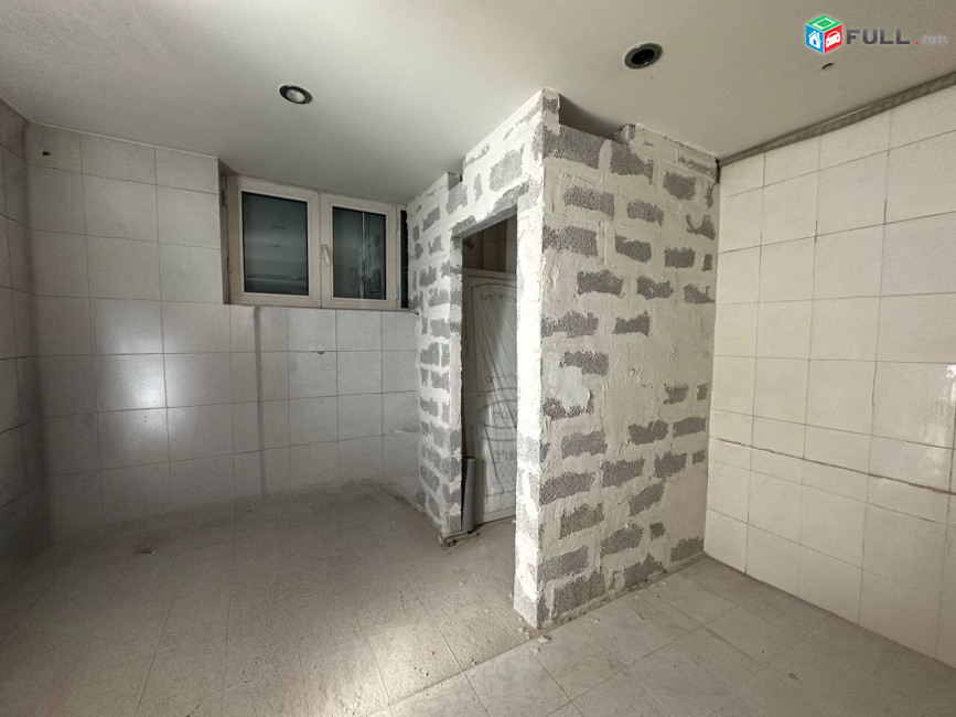 Վարձով է տրվում 1-ին գիծ կոմերցիոն տարածք։ For rent կոդ G2588