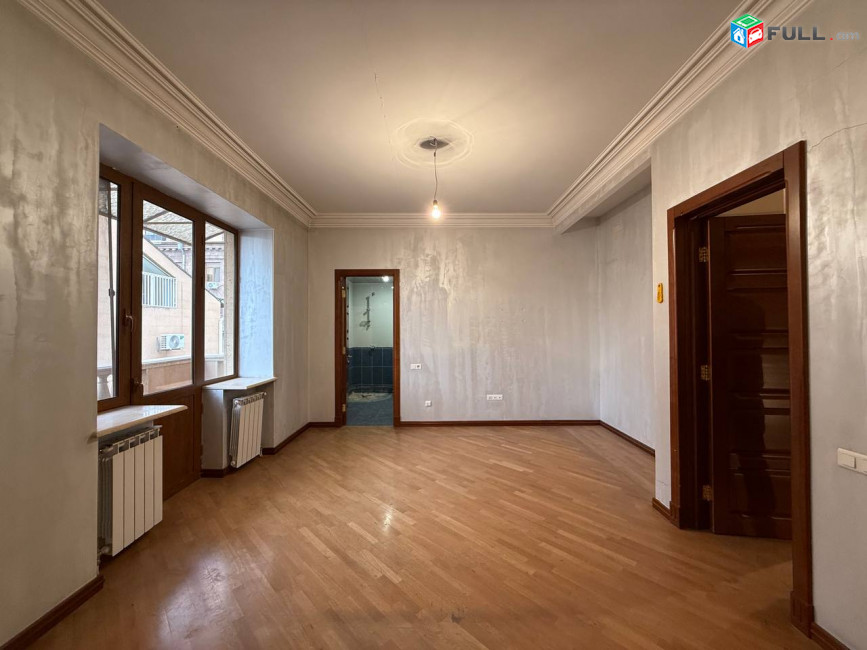 Վարձով 1-ին գիծ կոմերցիոն տարածք։For rent կոդ G2591