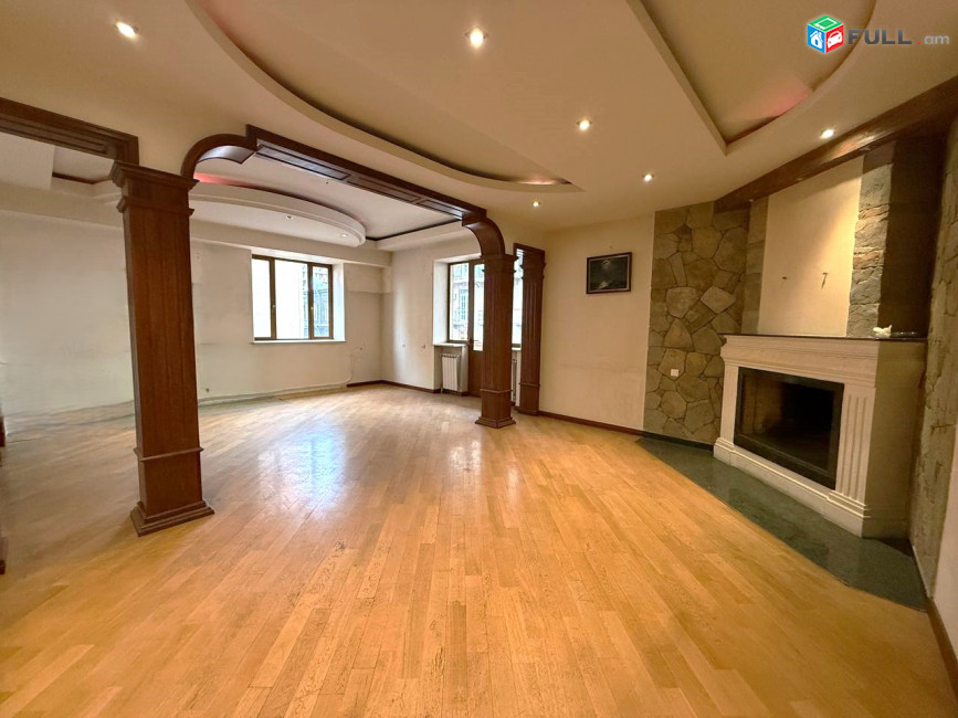 Վարձով 1-ին գիծ կոմերցիոն տարածք։For rent կոդ G2591