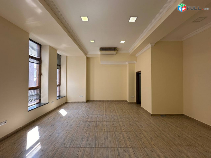 Վարձով է տրվում 1-ին գիծ կոմերցիոն տարածք։ For rent կոդ G2599