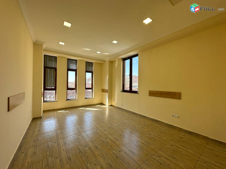 Վարձով է տրվում 1-ին գիծ կոմերցիոն տարածք։ For rent կոդ G2599