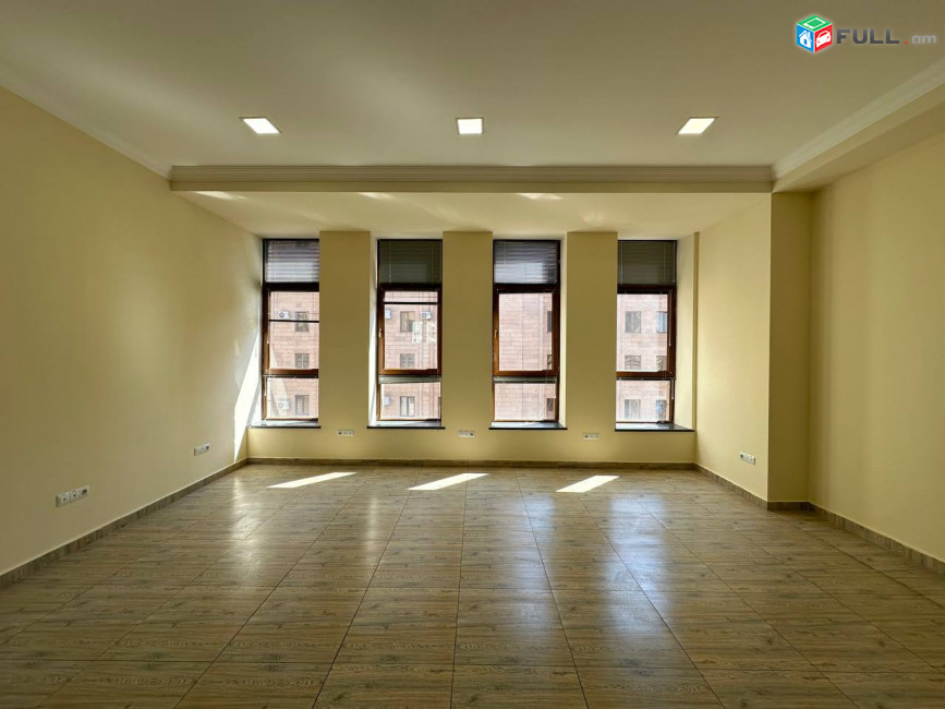 Վարձով է տրվում 1-ին գիծ կոմերցիոն տարածք։ For rent կոդ G2599