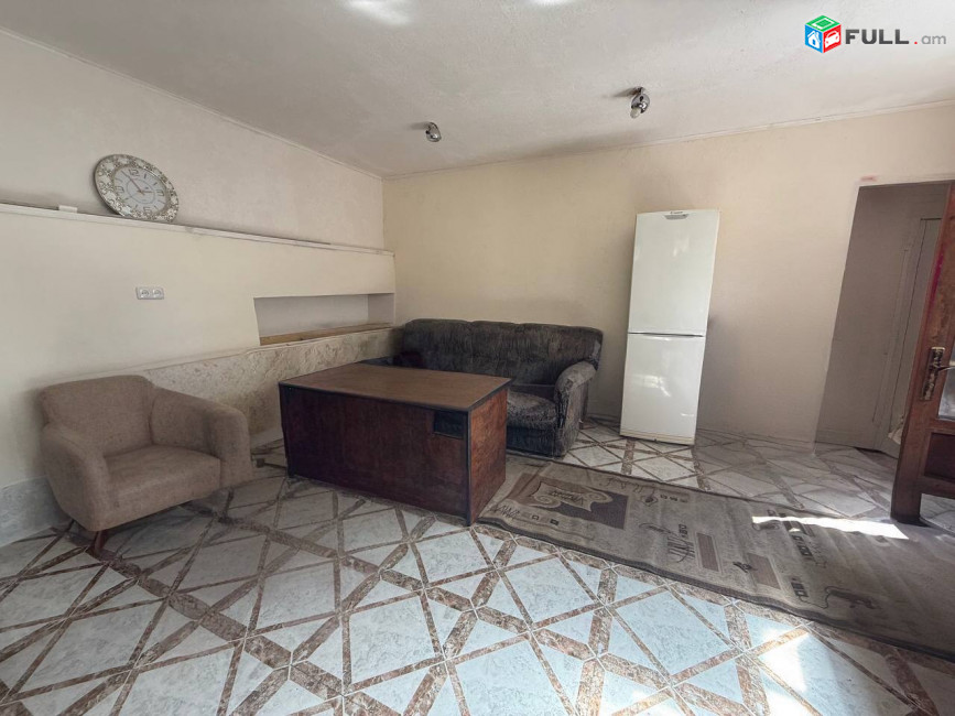 Վարձով կոմերցիոն տարածք։ For rent կոդ G2605