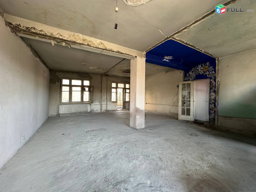 Վարձով է տրվում 1-ին գիծ կոմերցիոն տարածք։ For rent կոդ G2602
