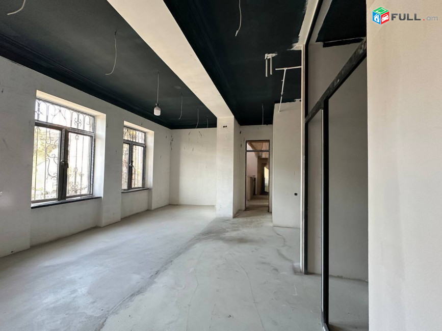 Վարձով է տրվում 1-ին գիծ կոմերցիոն տարածք։ For rent կոդ G2602
