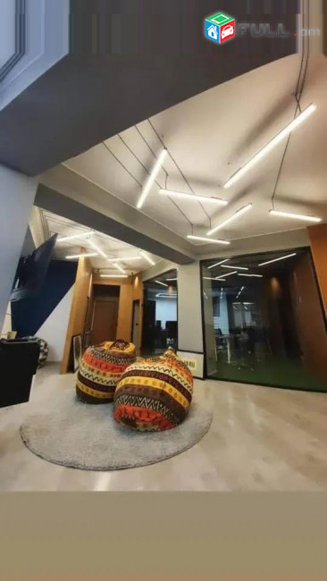 Վարձով է տրվում 1-ին գիծ գրասենյակային տարածք։ For rent կոդ G2601