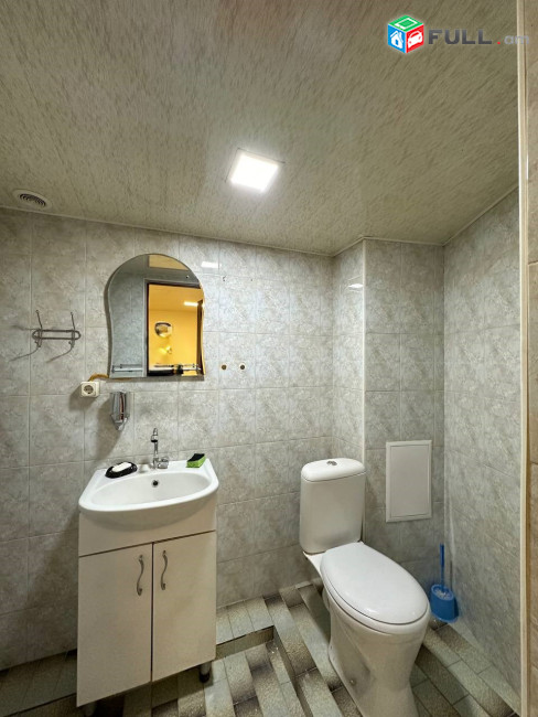 Վարձով է տրվում  կոմերցիոն տարածք։ For rent կոդ G2609