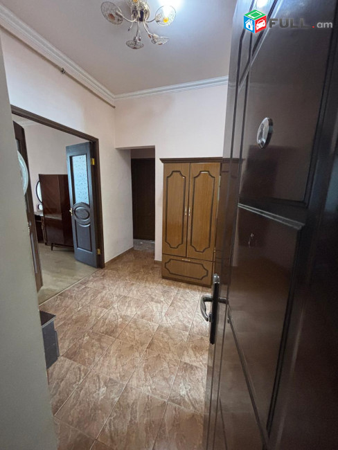 Վաճառվում է 2 սենյականոց բնակարան։ For sale կոդ C1826