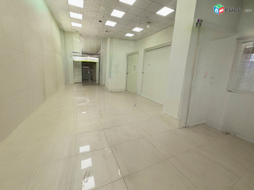 Վաճառվում է 1-ին գիծ կոմերցիոն տարածք։ For sale կոդ C1828