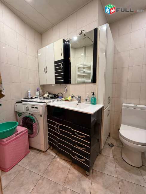  Վաճառվում է 2 սենյականոց բնակարան։ For sale կոդ C1830