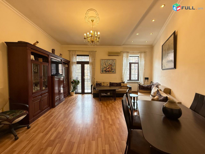  Վաճառվում է 2 սենյականոց բնակարան։ For sale կոդ C1830