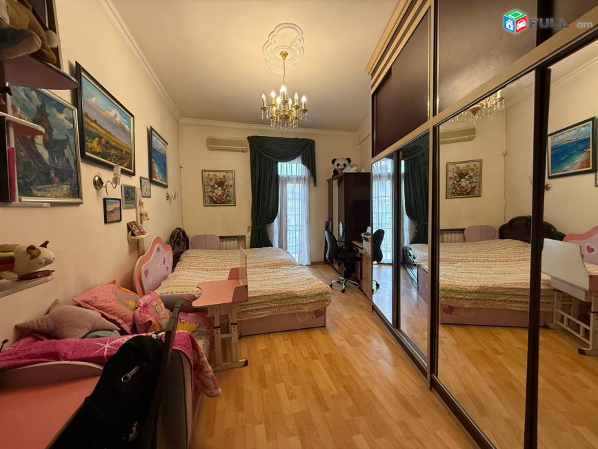  Վաճառվում է 2 սենյականոց բնակարան։ For sale կոդ C1830
