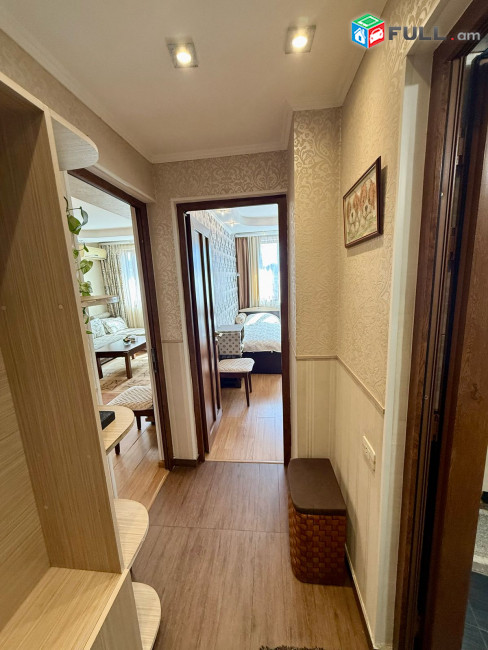 Վարձով է տրվում 2 սենյականոց բնակարան։ For rent կոդ B1640