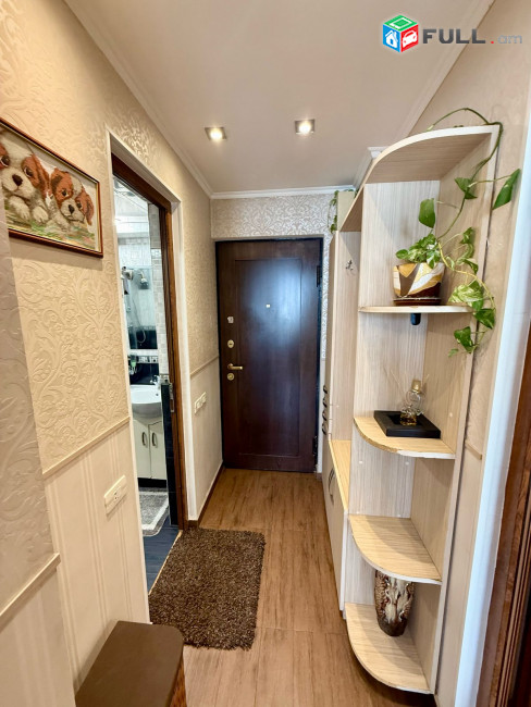 Վարձով է տրվում 2 սենյականոց բնակարան։ For rent կոդ B1640