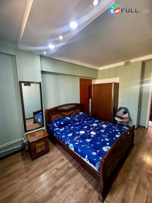 վաճառվում է 2 սենյականոց  բնակարան։ For sale կոդ C1837