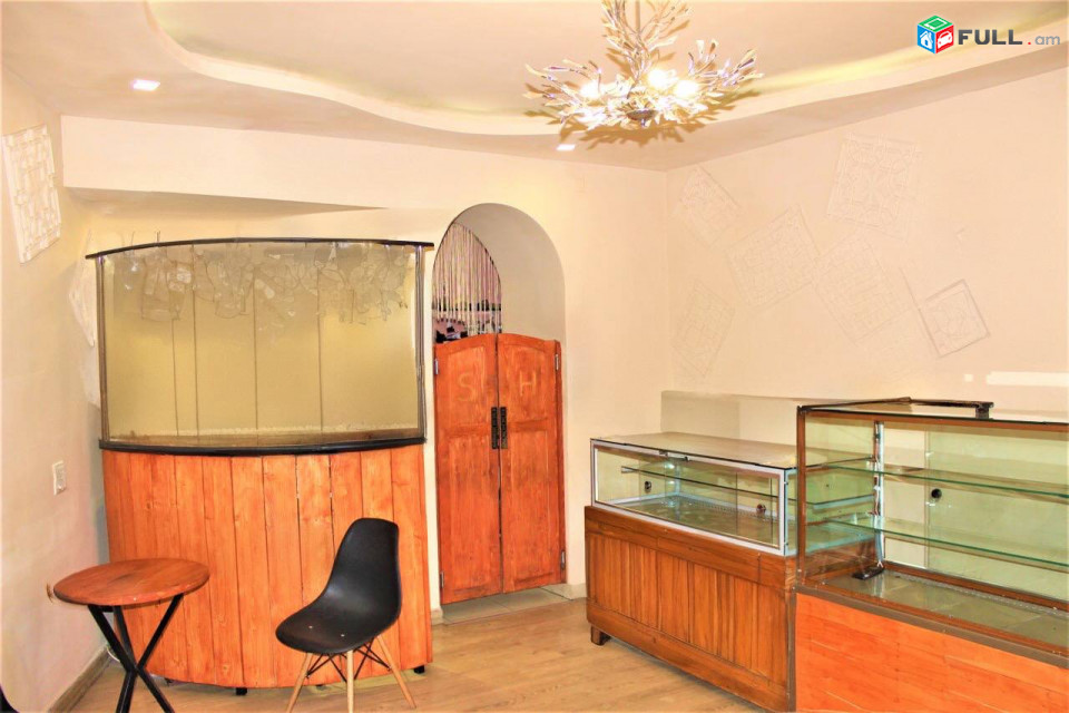 Վարձով է տրվում 1-ին գիծ կոմերցիոն տարածք։ For rent կոդ G1298