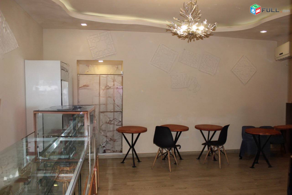  Վարձով է տրվում 1-ին գիծ կոմերցիոն տարածք։ For rent կոդ G1298