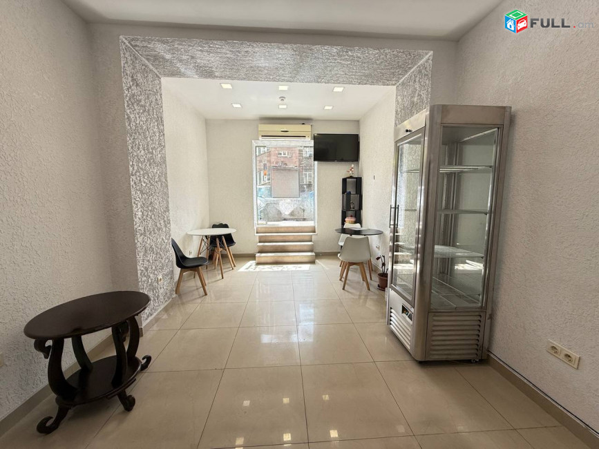 Վարձով է տրվում 1-ին գիծ կոմերցիոն տարածք։ For rent կոդ G1052