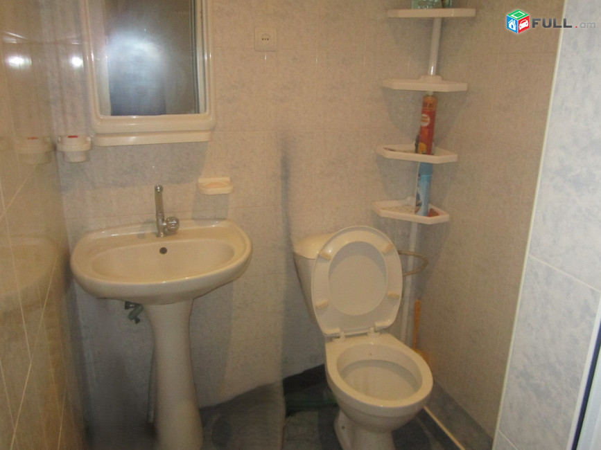 Վարձով է տրվում  կոմերցիոն տարածք։ For rent կոդ G1004