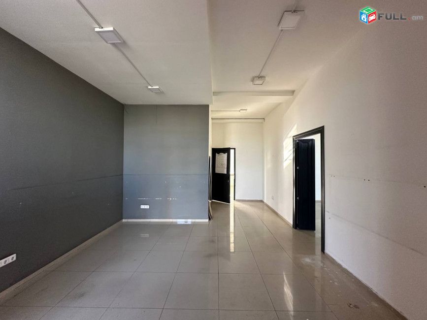  Վարձով է տրվում 1-ին գիծ կոմերցիոն տարածք։ For rent կոդ G2615