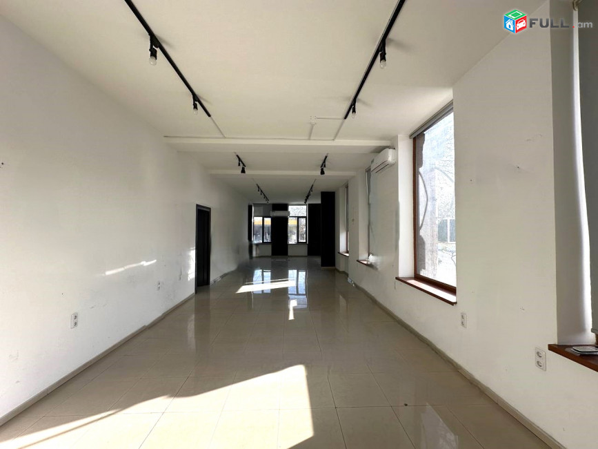  Վարձով է տրվում 1-ին գիծ կոմերցիոն տարածք։ For rent կոդ G2615