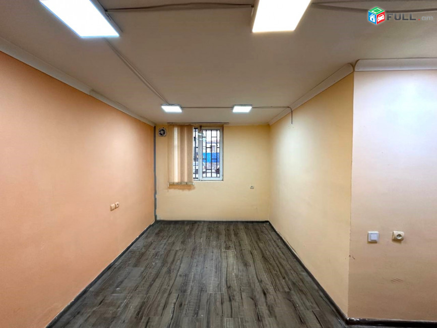  Վարձով է տրվում 1-ին գիծ կոմերցիոն տարածք։ For rent կոդ G2617