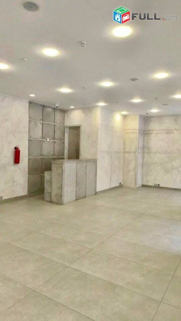  Վարձով է տրվում 1-ին գիծ կոմերցիոն տարածք։ For rent կոդ G2618
